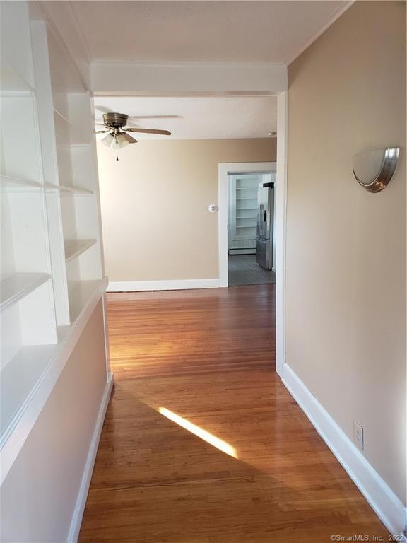 146 Woodland St unit 1, Manchester, CT 06042 - photo 1