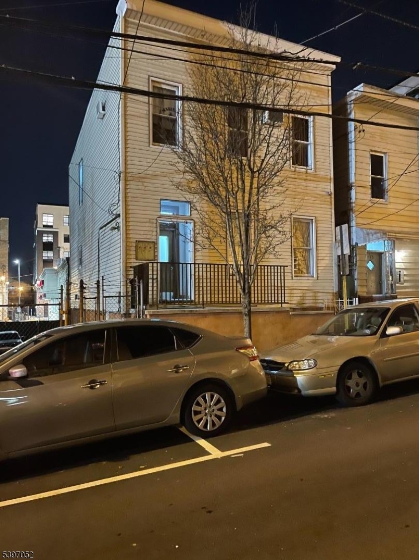 111 34th St, Union City, NJ 07087 - photo 1