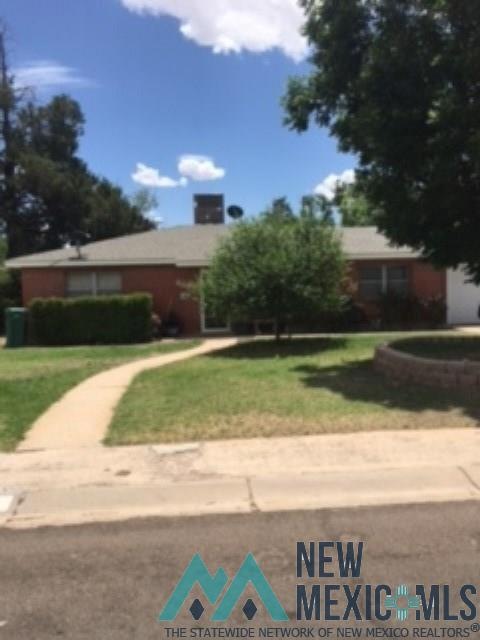 617 E Permian Dr, Hobbs, NM 88240 - photo 1