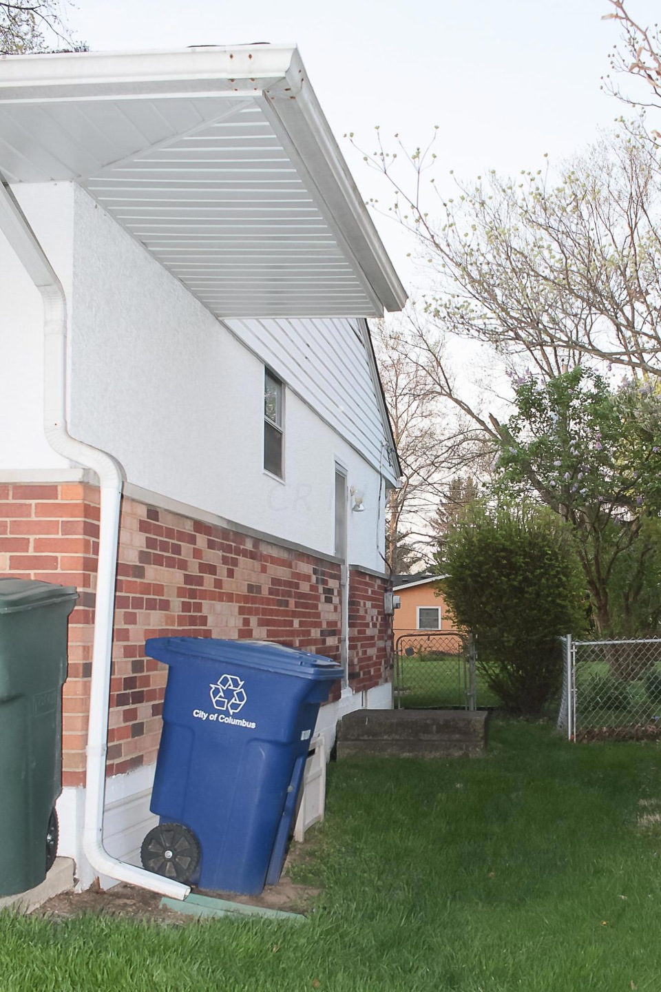 1455 Thurell Rd, Columbus, OH 43229 - photo 1