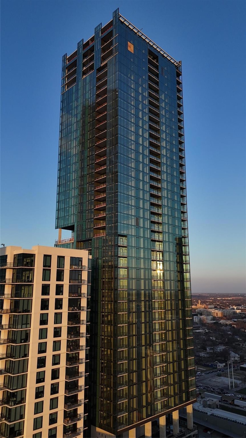 For Sale $2,480,000 • Co-Listing Agent