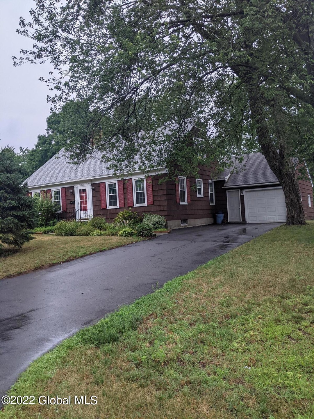 14 Swayze Dr, Latham, NY 12110 - photo 1