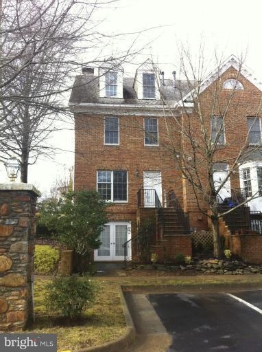 100 Fox Run Terrace unit 1, Middleburg, VA 20117 - photo 1