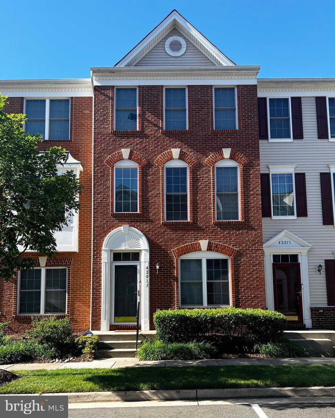 42813 Sykes Terrace, Chantilly, VA 20152 - photo 1