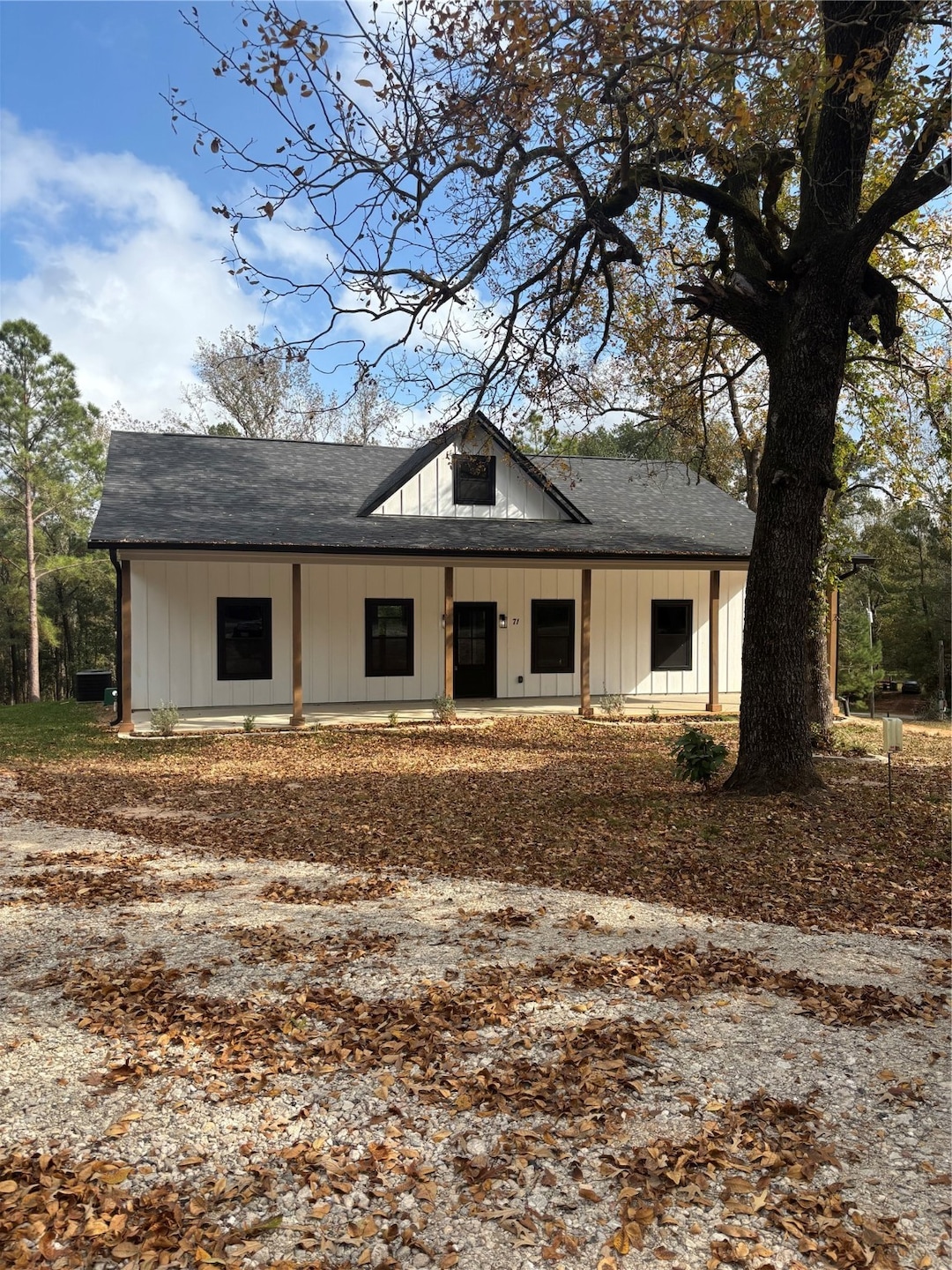 Pending $449,000 • Co-Listing Agent