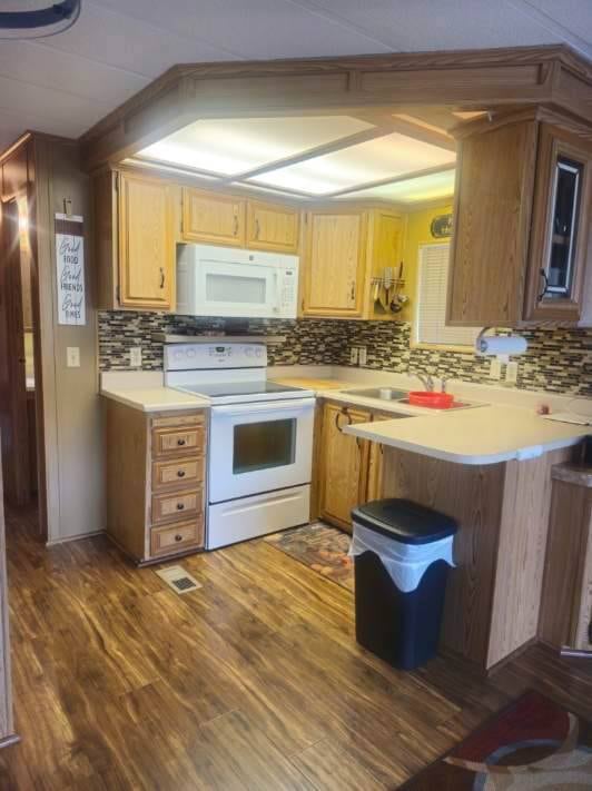 5055 E University Dr unit J8, Mesa, AZ 85205 - photo 1