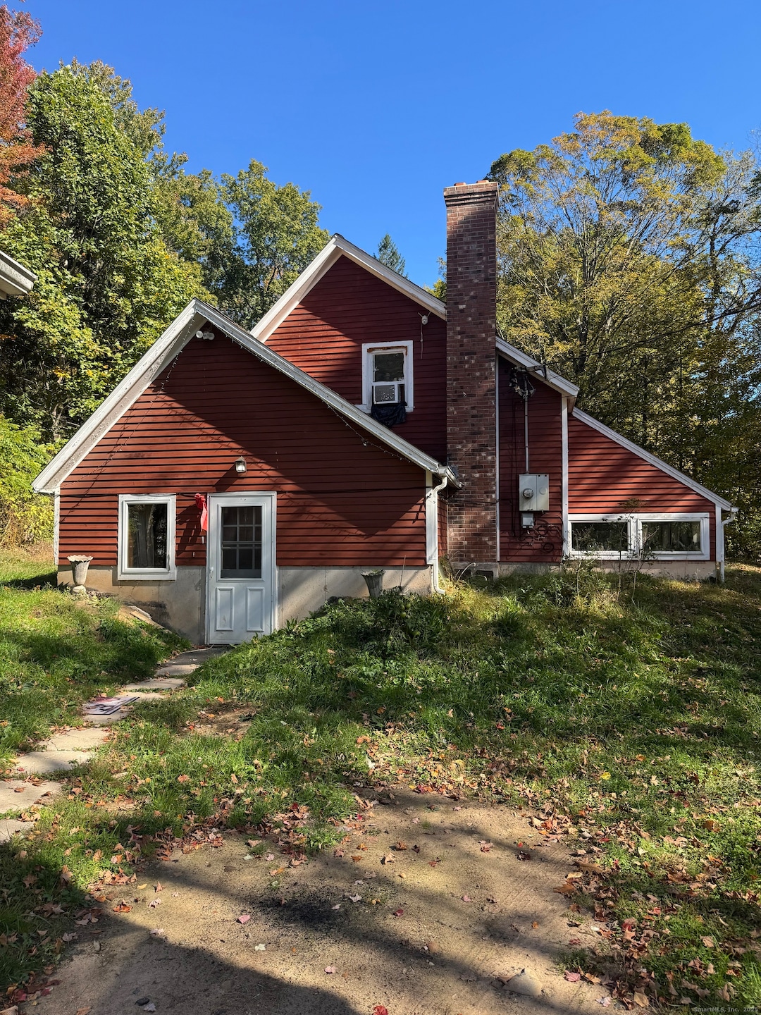 121 Gracey Rd, Canton, CT 06019 - photo 1