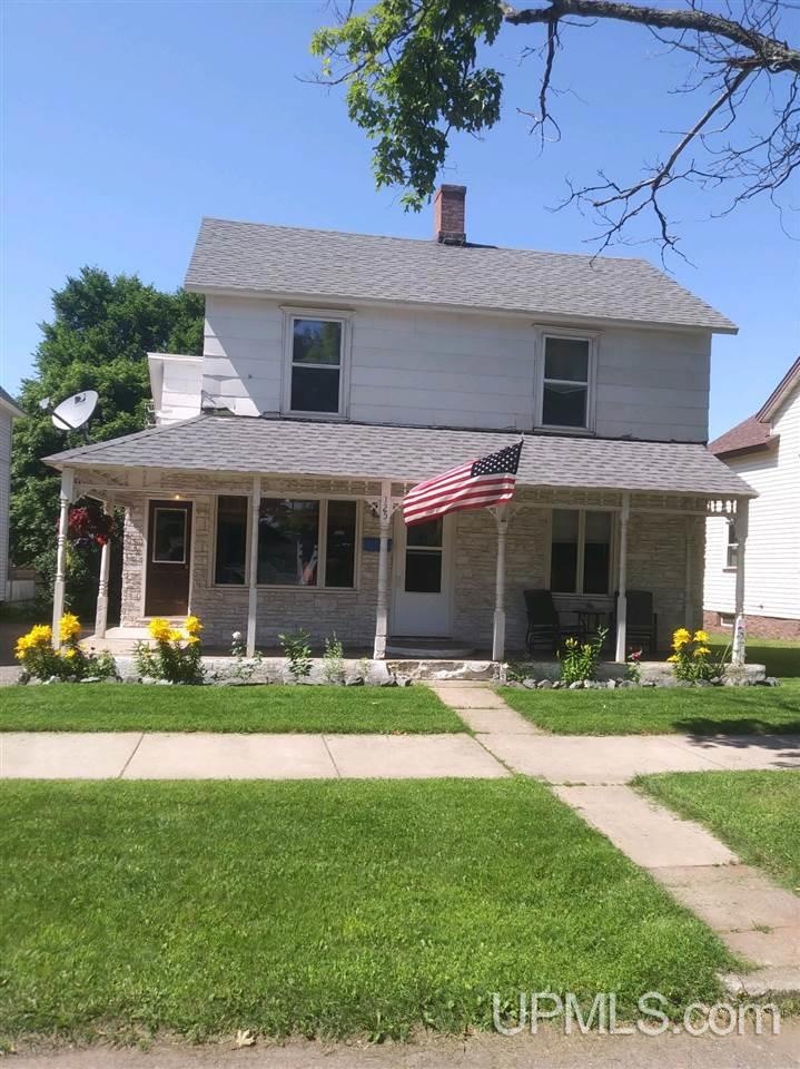 125 E Peck St, Negaunee, MI 49866 - photo 1