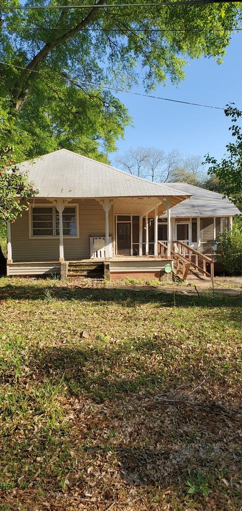 917 Avenue D, McComb, MS 39648 - photo 1