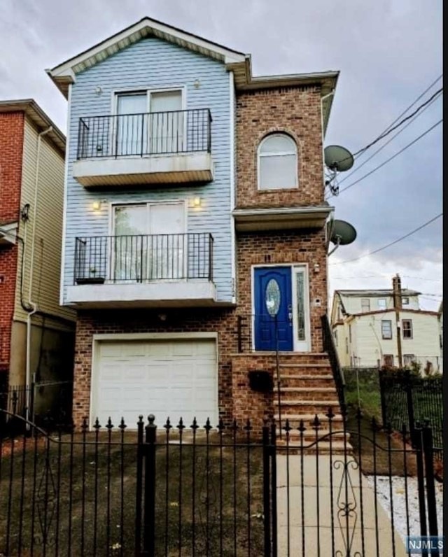 172 Scheerer Ave unit 2, Newark, NJ 07112 - photo 1