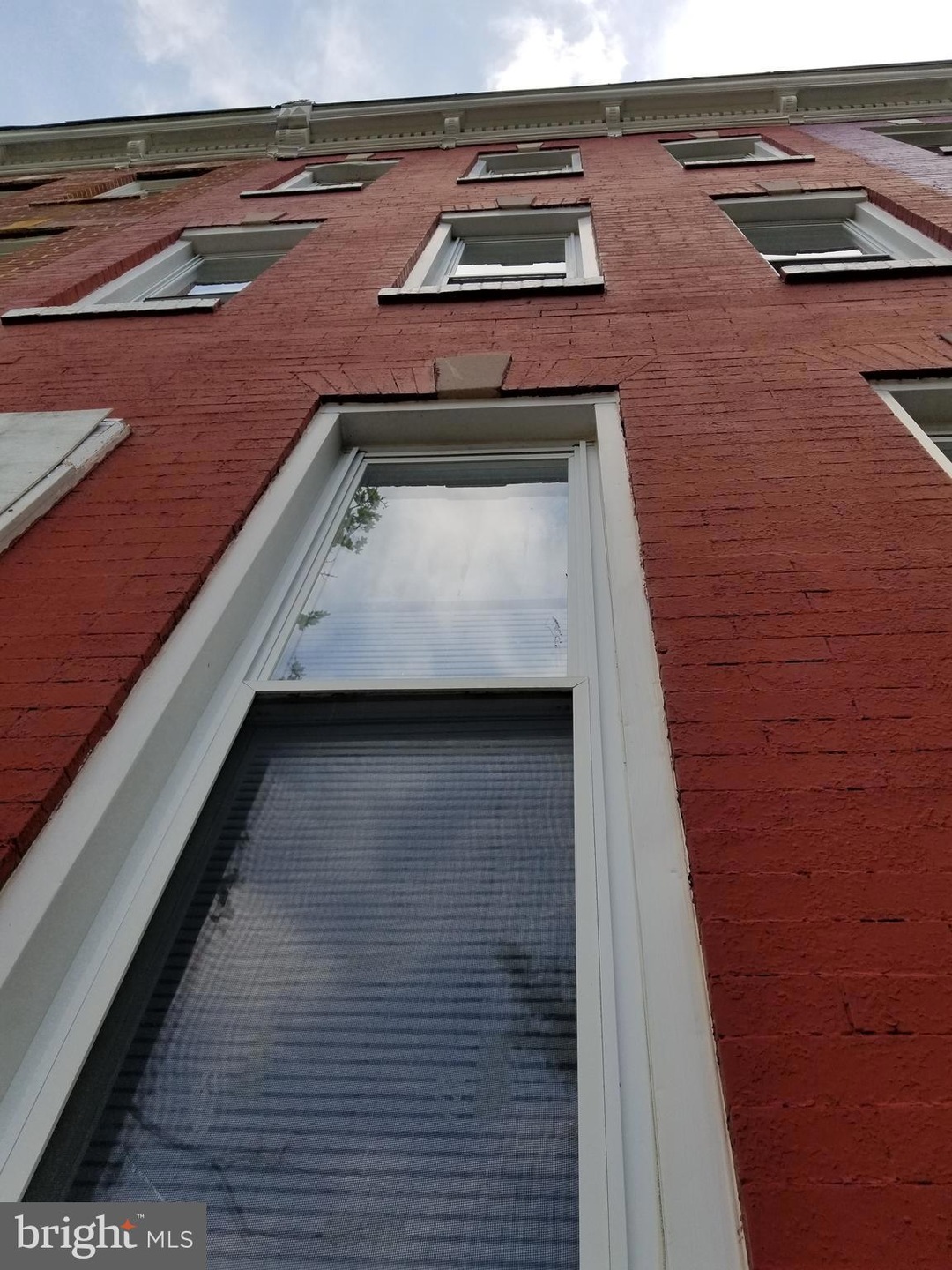 1117 N Mount St, Baltimore, MD 21217 - photo 1