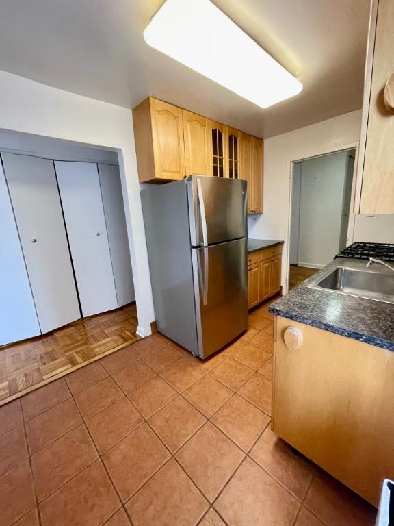 23-35 Broadway unit 6H, Astoria, NY 11106 - photo 1