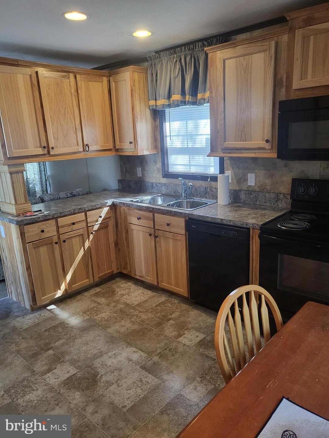 836 Latshaw Rd, Spring City, PA 19475 - photo 1