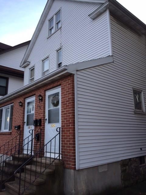 1392 Summer St unit 2, Stamford, CT 06905 - photo 1