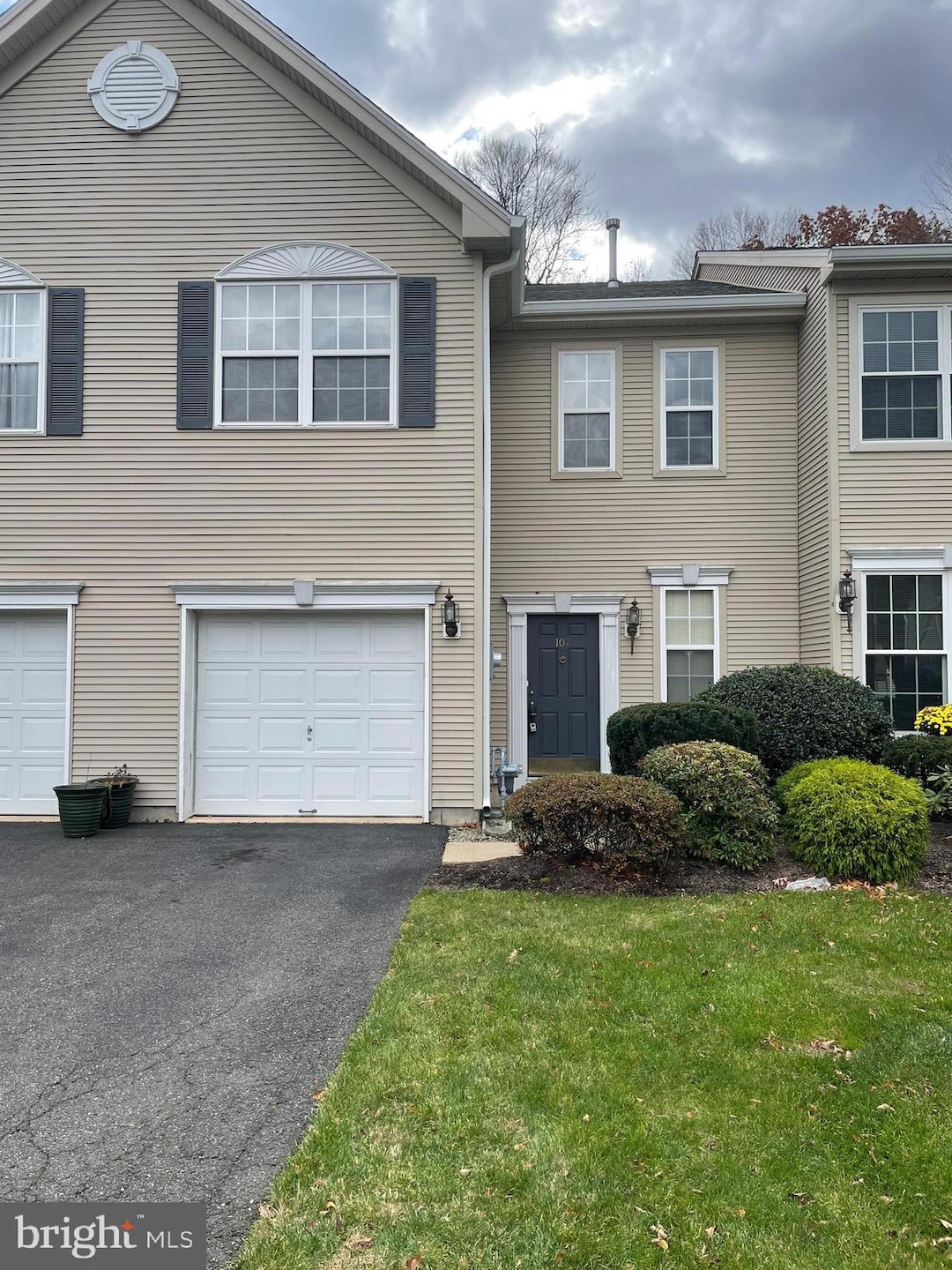 107 Warwick Rd, Princeton Junction, NJ 08550 - photo 1