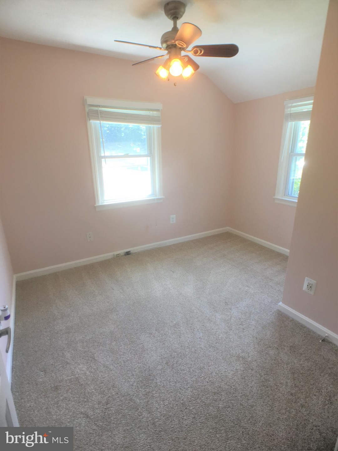 1700 N Roosevelt St, Arlington, VA 22205 - photo 1