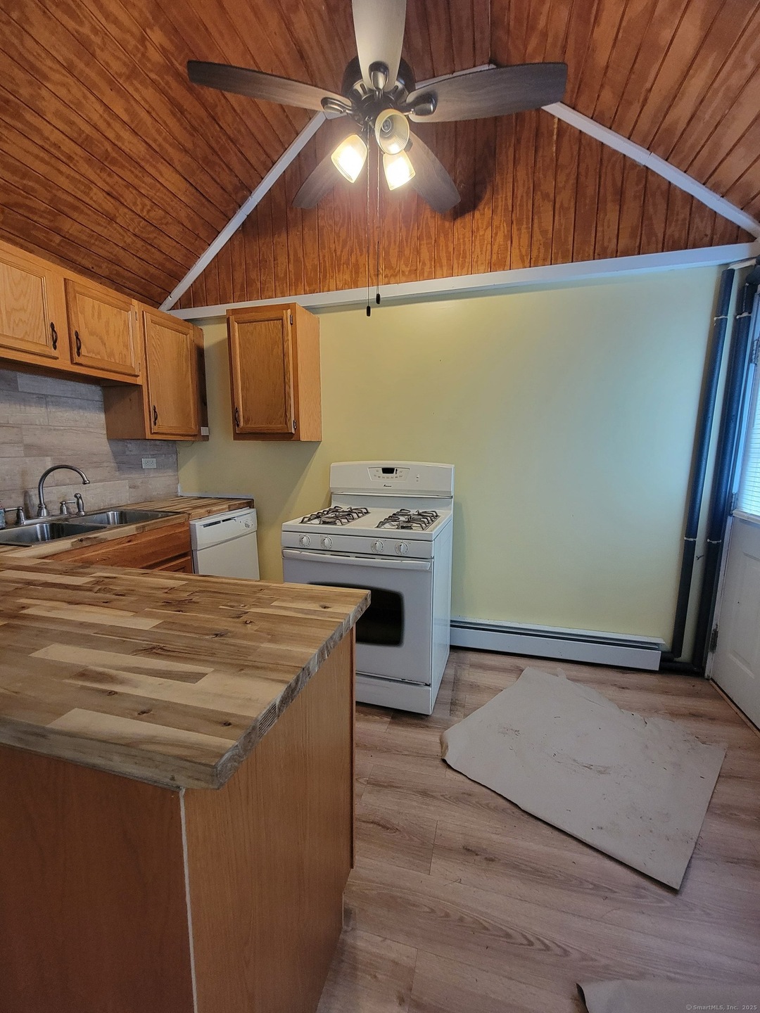 51 High St unit 1, Stafford Springs, CT 06076 - photo 1