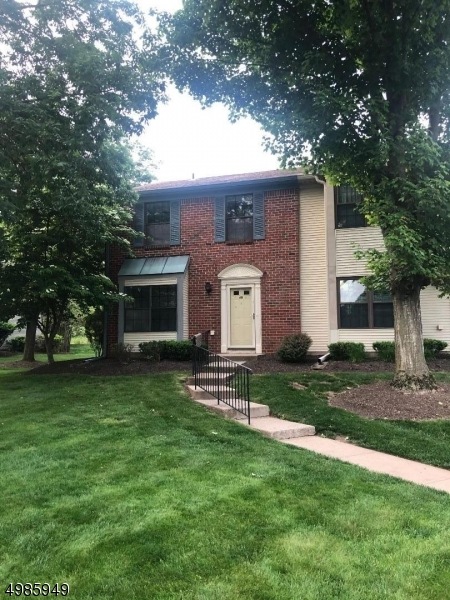 60 Daniel Dr unit 15A, Franklin Park, NJ 08823 - photo 1