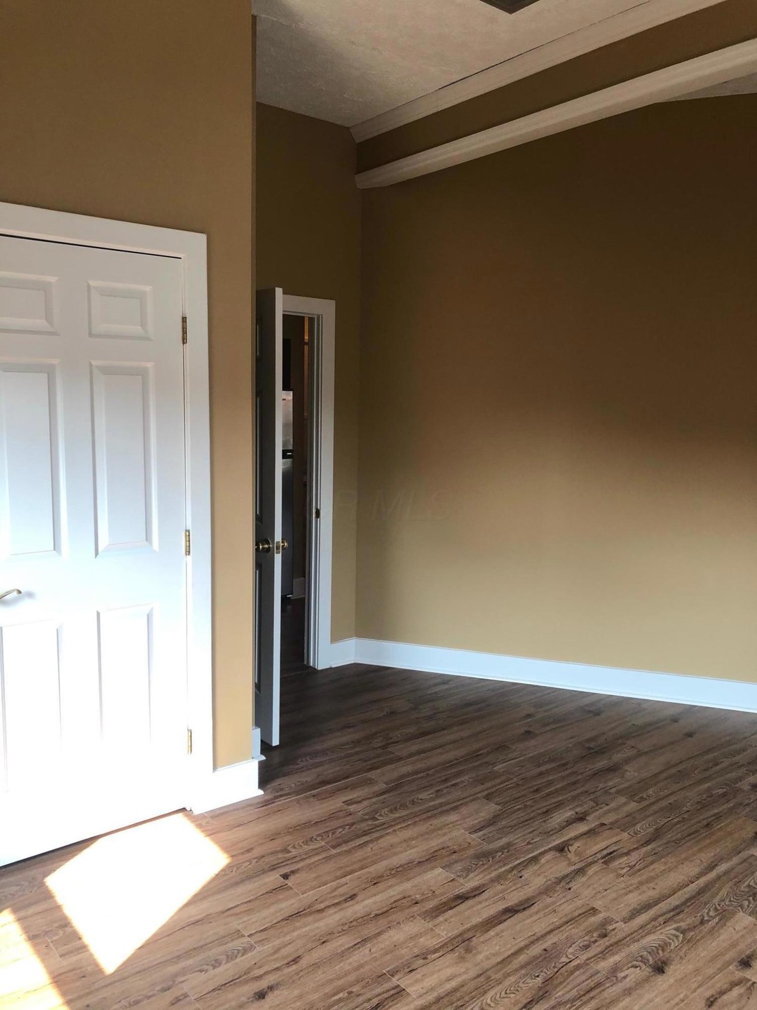 135 E Livingston Ave, Columbus, OH 43215 - photo 1