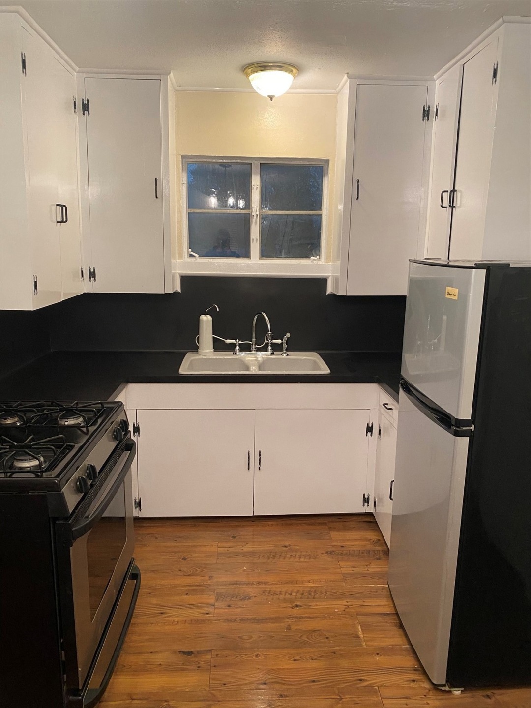 7110 Mchenry St, Houston, TX 77087 - photo 1