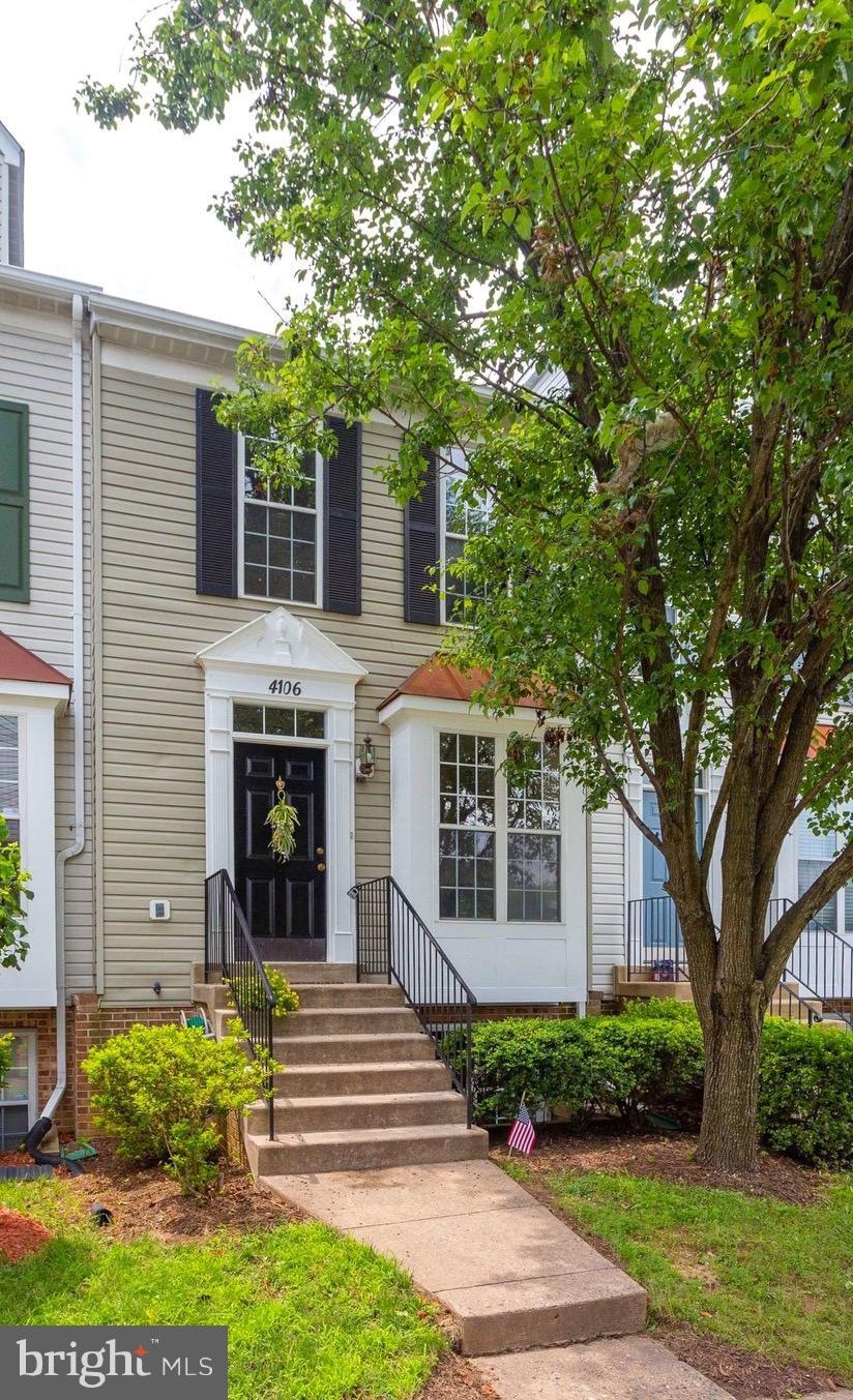 4106 Ashmere Cir, Dumfries, VA 22025 - photo 1