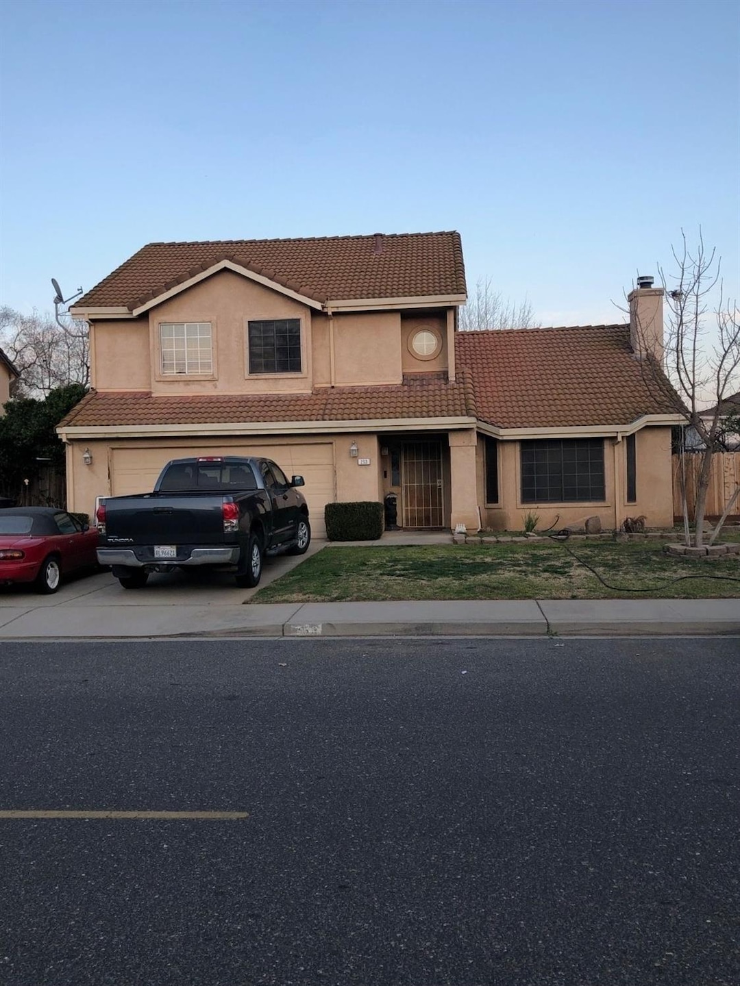 253 Timberwood Dr, Oakdale, CA 95361 - photo 1