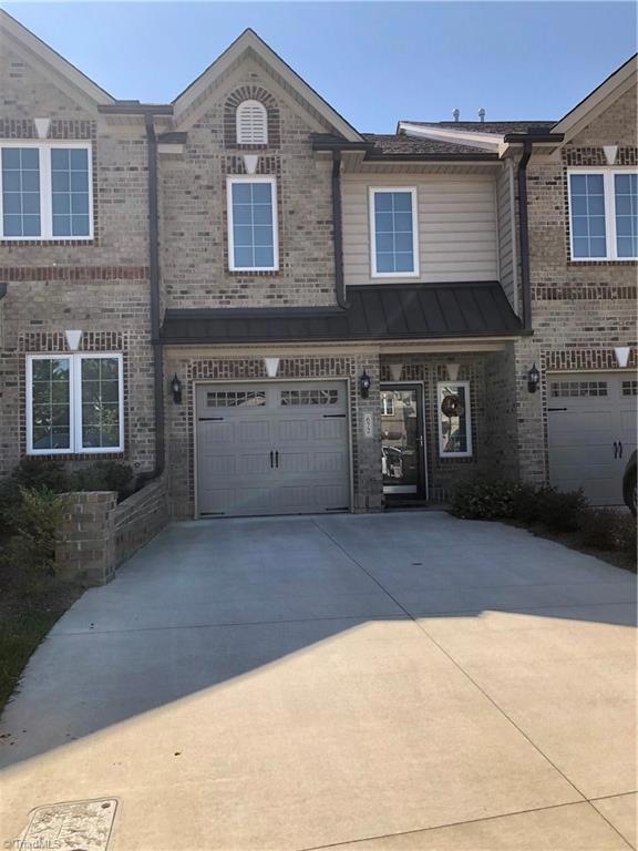 672 Stags Leap Ct, High Point, NC 27265 - photo 1