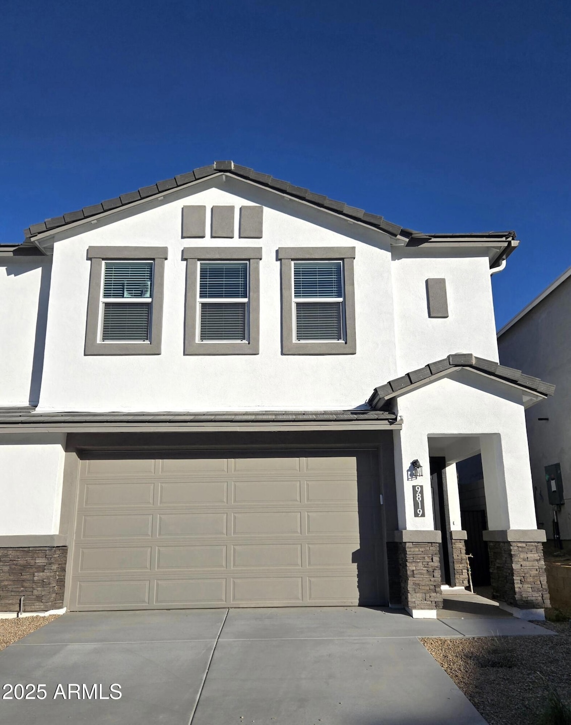 Lot 22 front