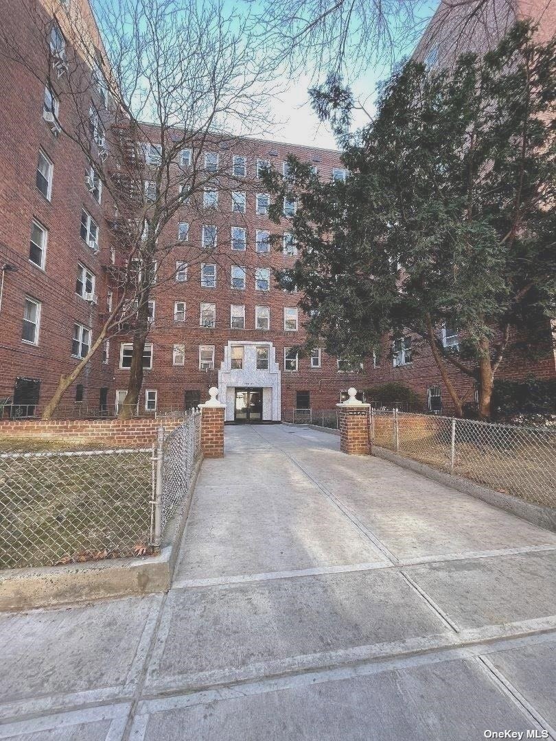 Birchwood Apartments unit 2C, Flushing, NY 11355 - photo 1