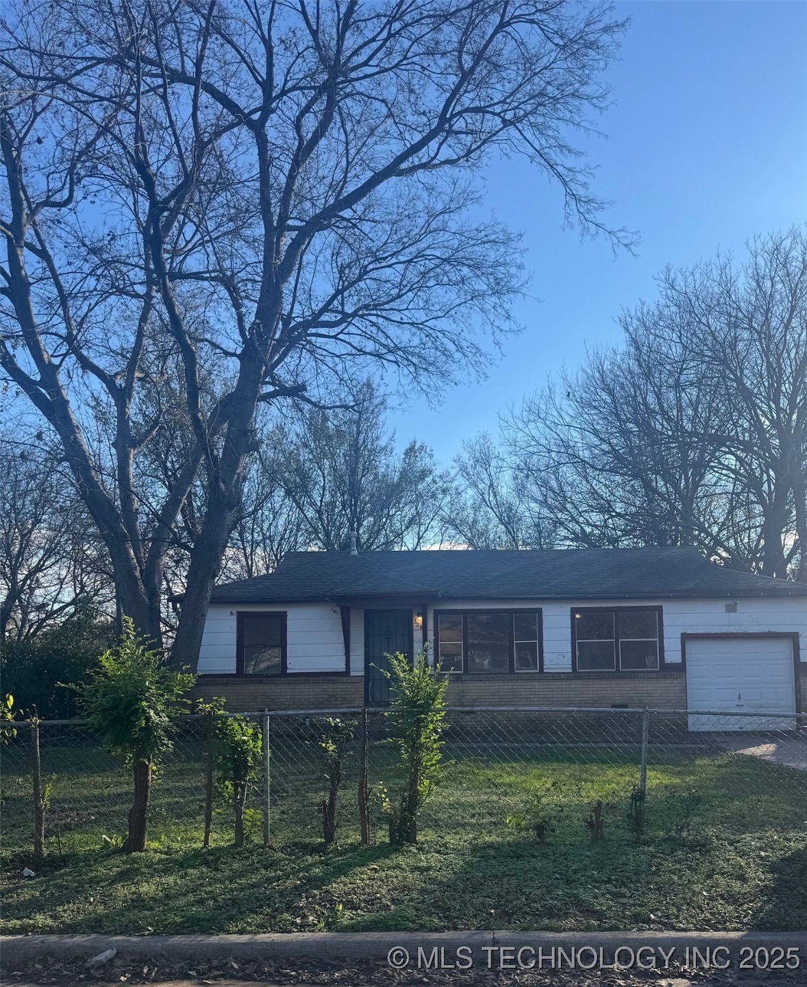 328 W 48th St N, Tulsa, OK 74126 - photo 1