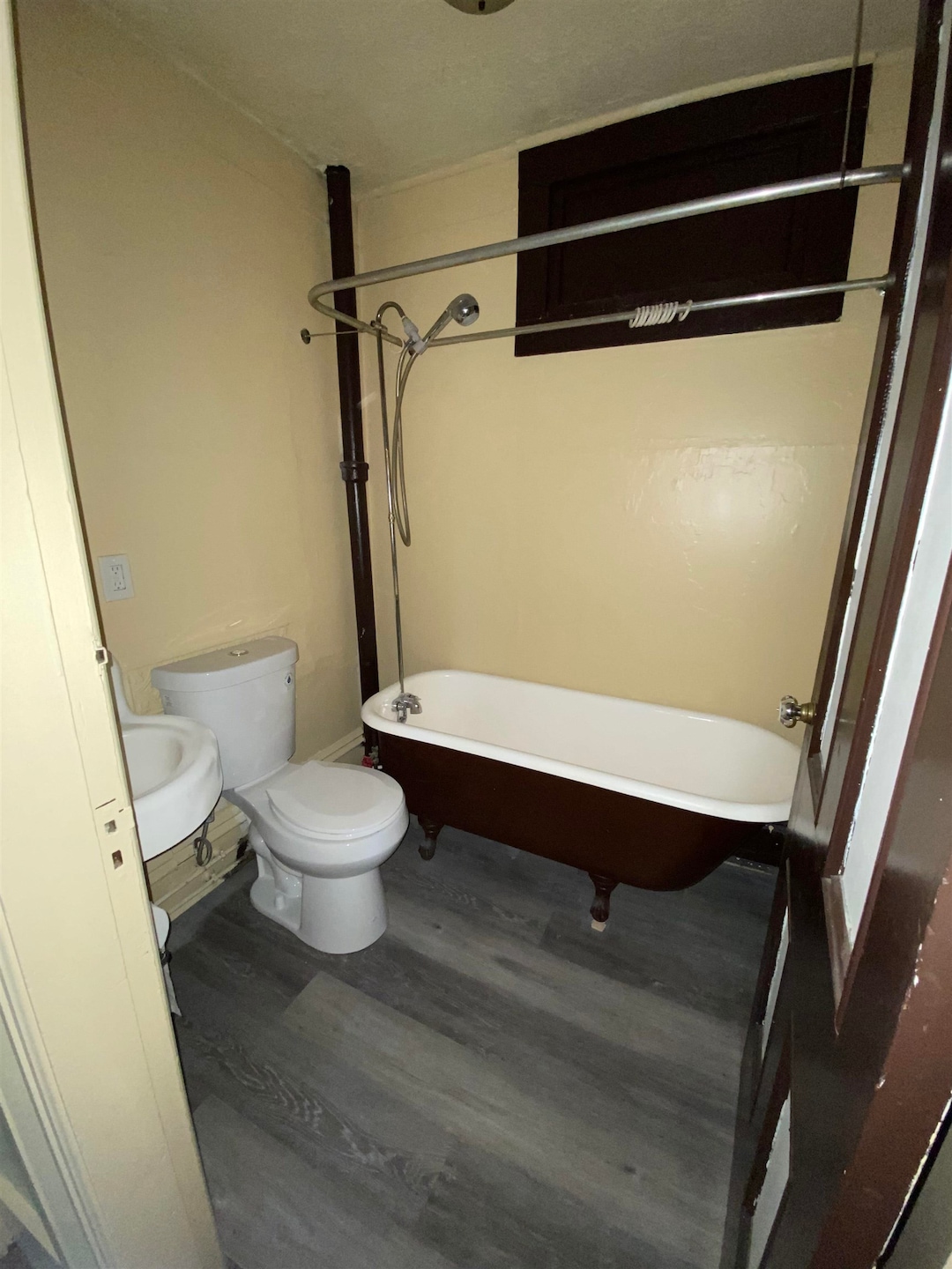 14 Mulberry St, Nashua, NH 03060 - photo 1