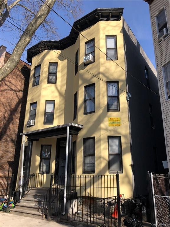 23 Knowles St unit 1, Yonkers, NY 10705 - photo 1