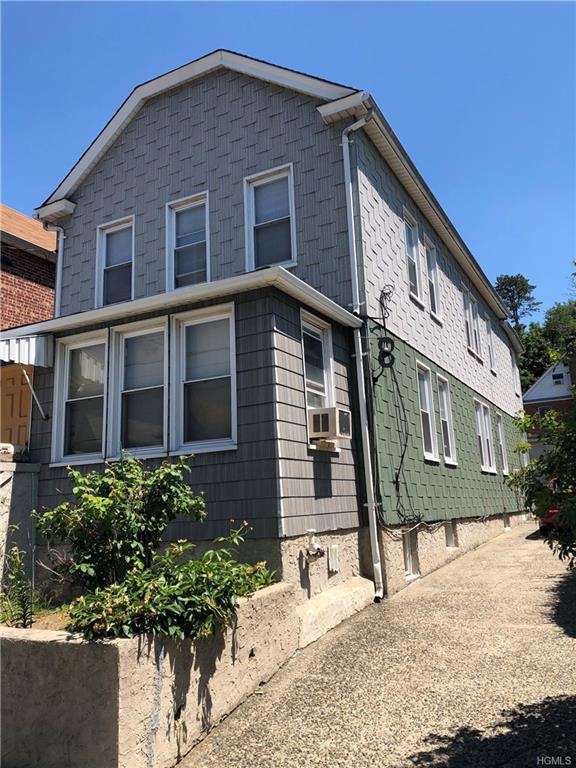 126 King Ave, Yonkers, NY 10704 - photo 1