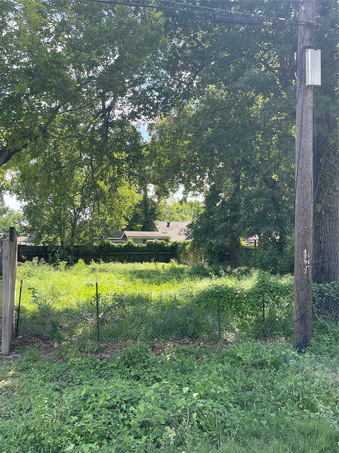 126 Amundsen St, Houston, TX 77009 - photo 1