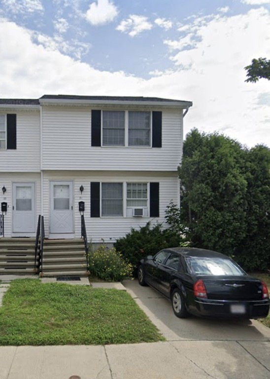 31 Myrtle St unit 31R, Somerville, MA 02145 - photo 1