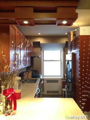 Berkeley Apartments Corporation unit 418, Forest Hills, NY 11375 - photo 1