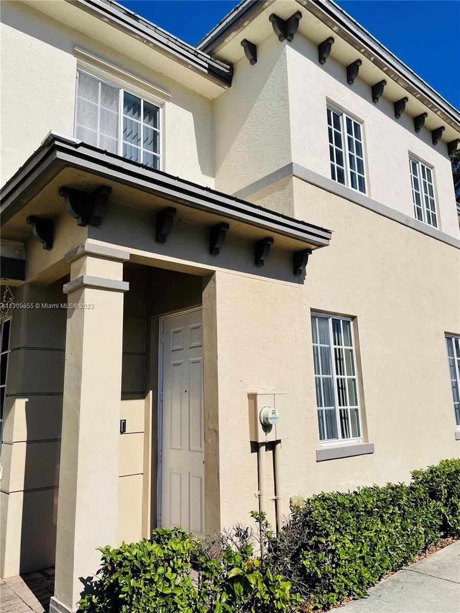 For Sale $209,000 • Co-Listing Agent