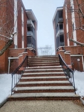 33 Lodgen Ct unit 3E, Malden, MA 02148 - photo 1