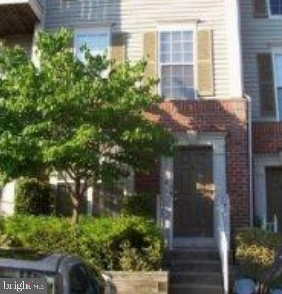 46938 Courtyard Square unit 100, Sterling, VA 20164 - photo 1