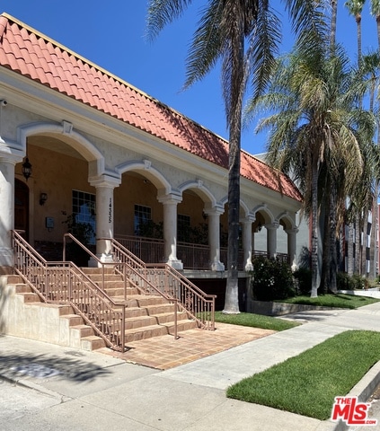 Mediterranean Entry