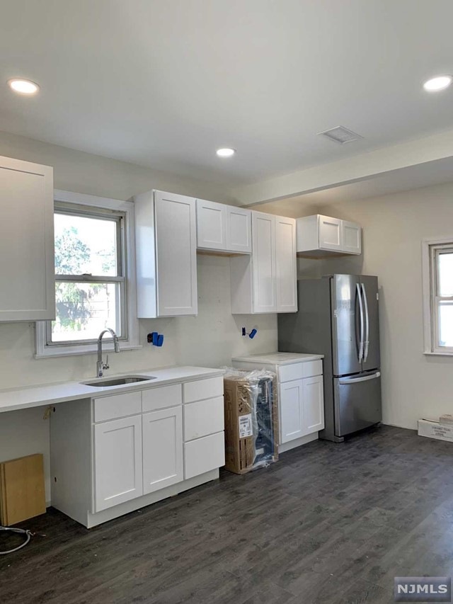 632 Chase Ave unit 2, Lyndhurst, NJ 07071 - photo 1