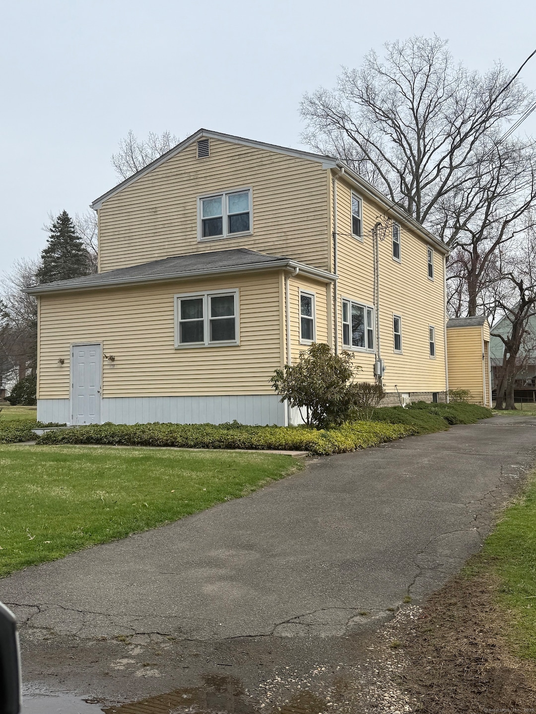 1130 Blue Hills Ave, Bloomfield, CT 06002 - photo 1