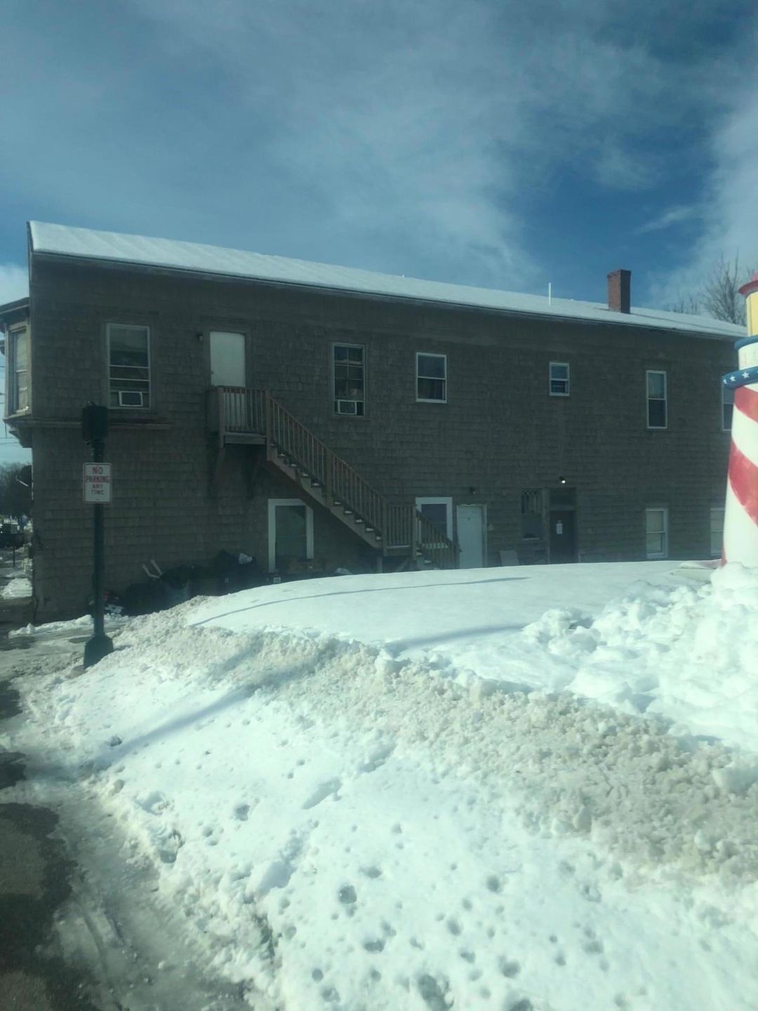 593 Main St, Westbrook