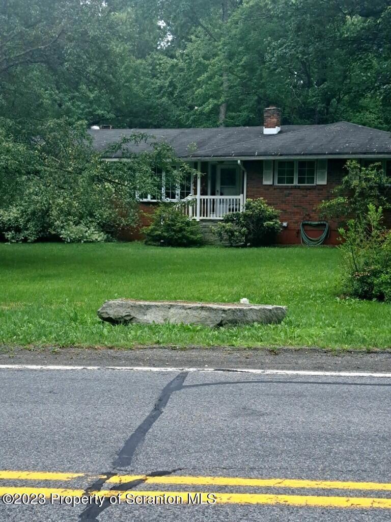 319 Blue Shutters Rd, Roaring Brook Township, PA 18444 - photo 1