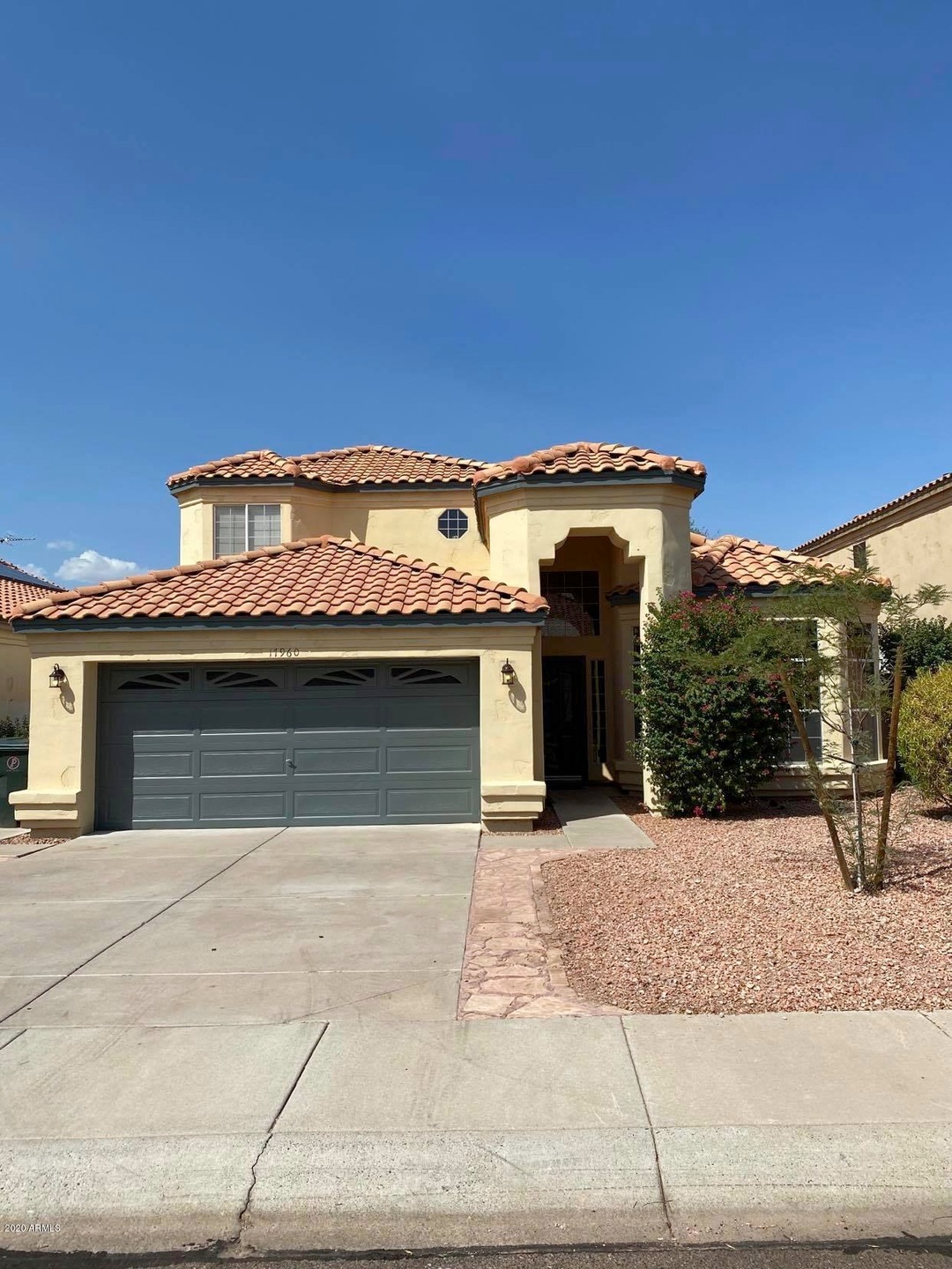 AD267807-E5A0-4776-B2F3-349CBD719BA5