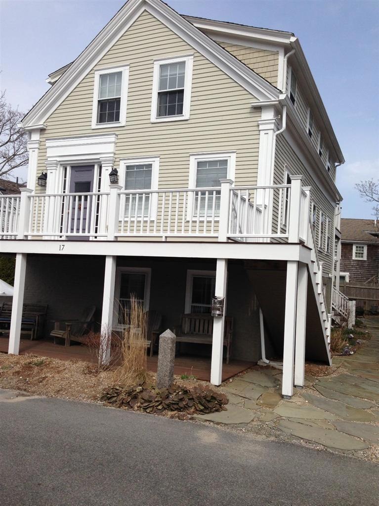 17 Pearl St unit 3, Provincetown, MA 02657 - photo 1