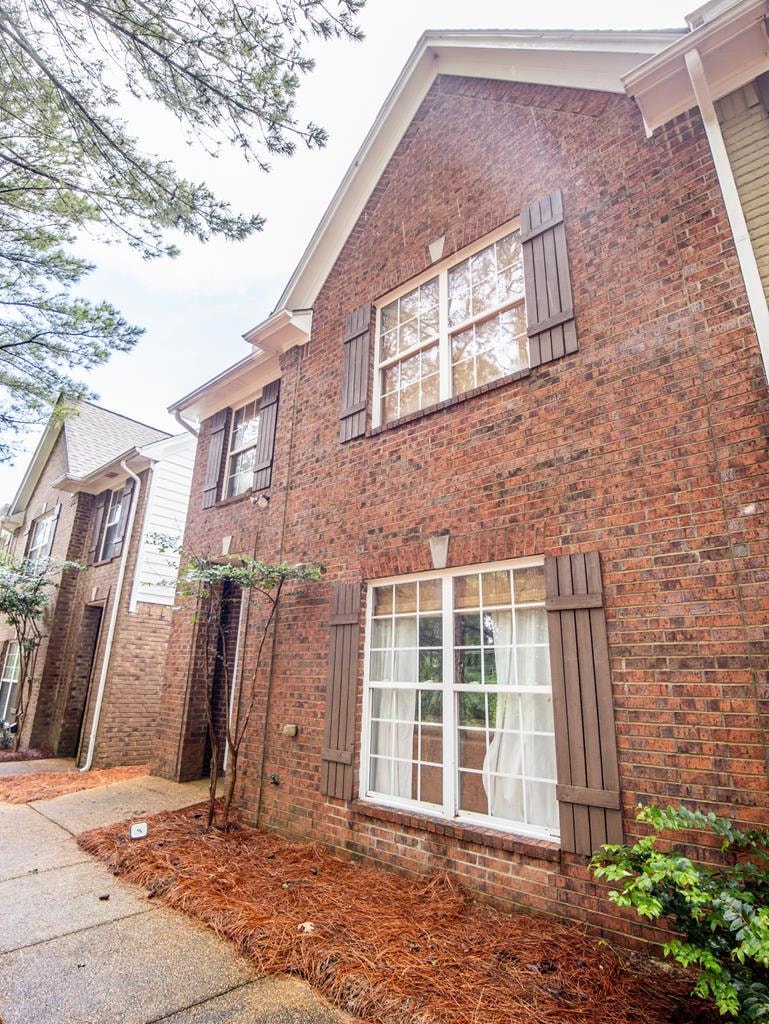 Pending $395,000