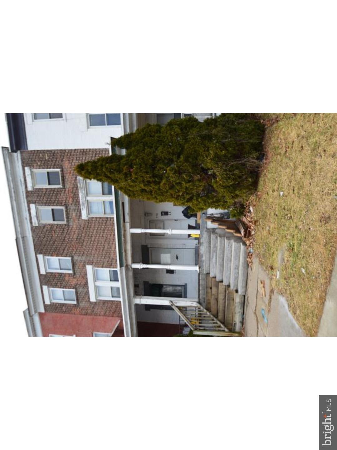 776 S 8th St, Allentown, PA 18103 - photo 1