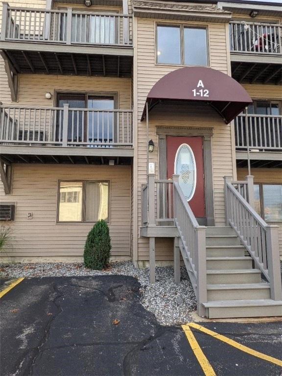 1 Village Ct unit 1, West Warwick, RI 02893 - photo 1