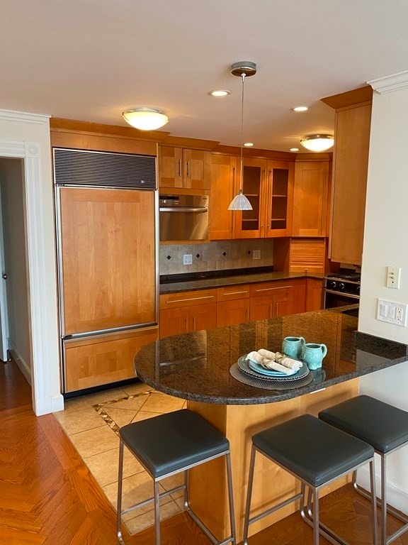 Harbor Towers unit 23A, Boston, MA 02110 - photo 1